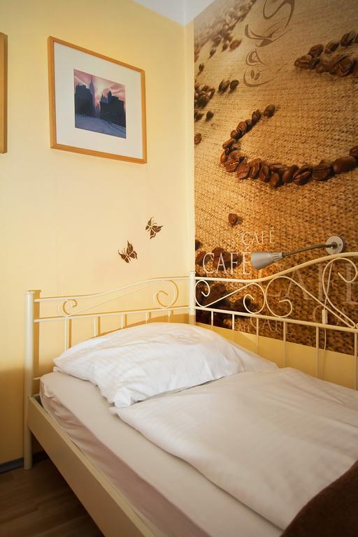 Hotel Neun 3/4 เซลเลอ ภายนอก รูปภาพ