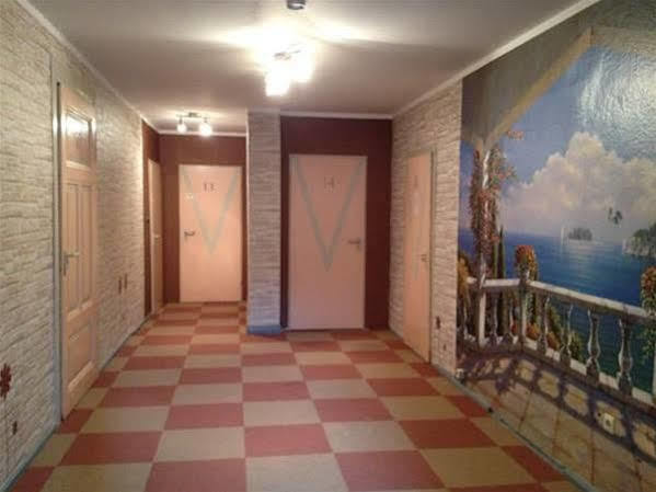 Hotel Neun 3/4 เซลเลอ ภายนอก รูปภาพ